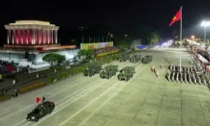 Hai giờ hợp luyện diễu binh tại Ba Đình